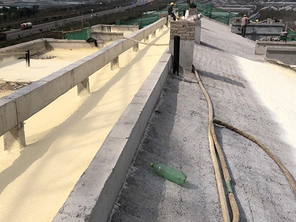 聚氨酯屋面保温工程 